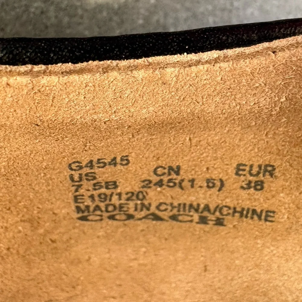 Mary Jane Flats, co-lab Coach and Tabitha Simmons.
Size 7.5 - Picture 3 of 13